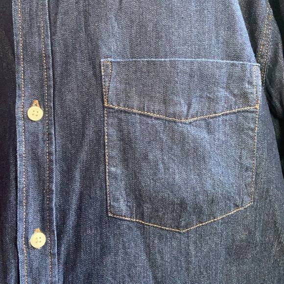 GAP Dark Denim Men’s Button Down Standard Fit Shirt XL - Picture 2 of 5